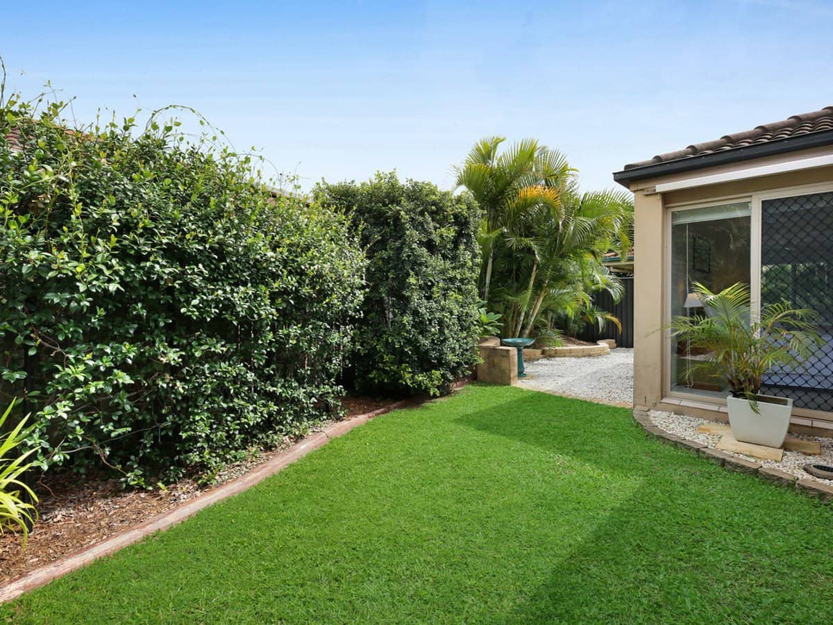 16 Randwick Court, VARSITY LAKES - Thumbnail 5