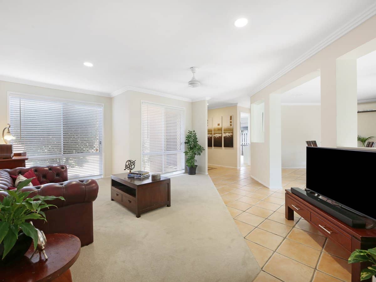 16 Randwick Court, VARSITY LAKES - Thumbnail 10