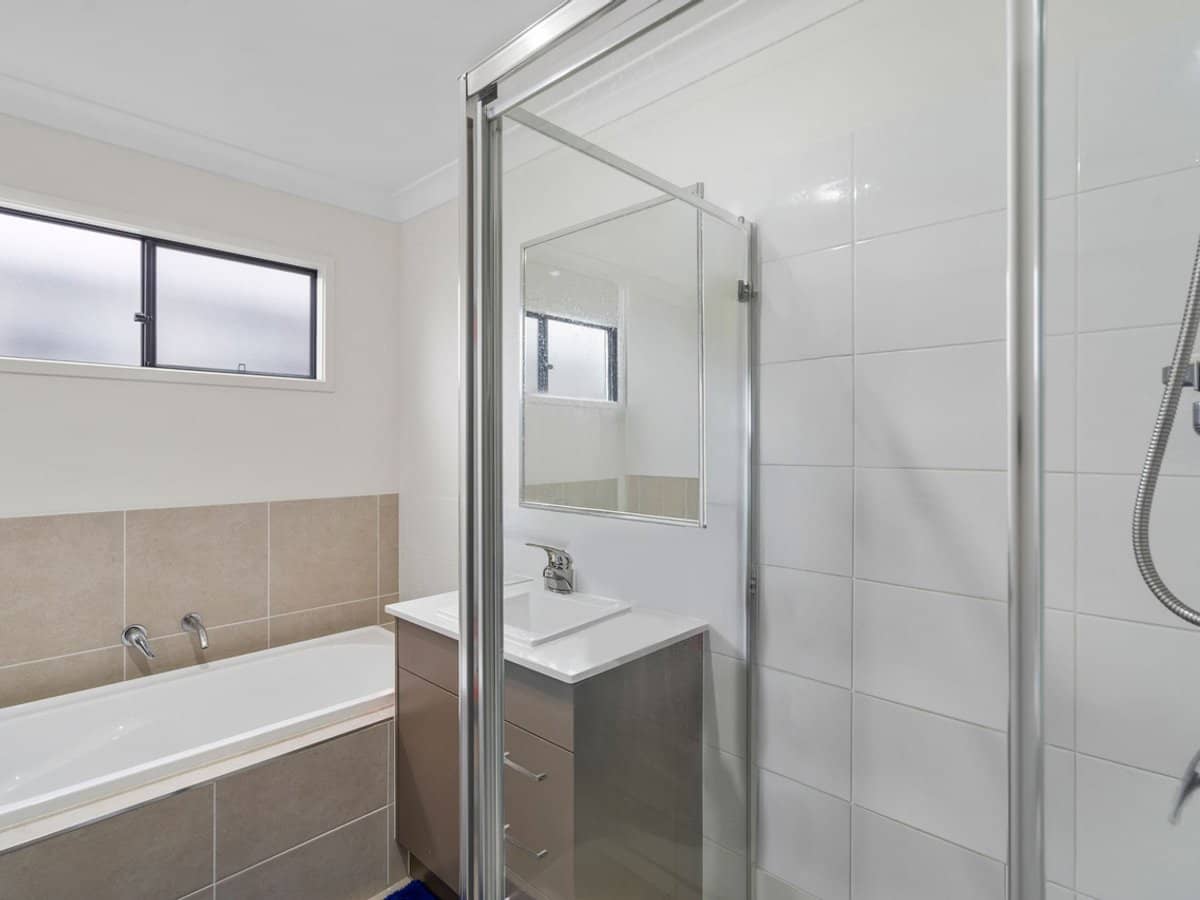 68 Dysart Drive, HOLMVIEW - Thumbnail 11