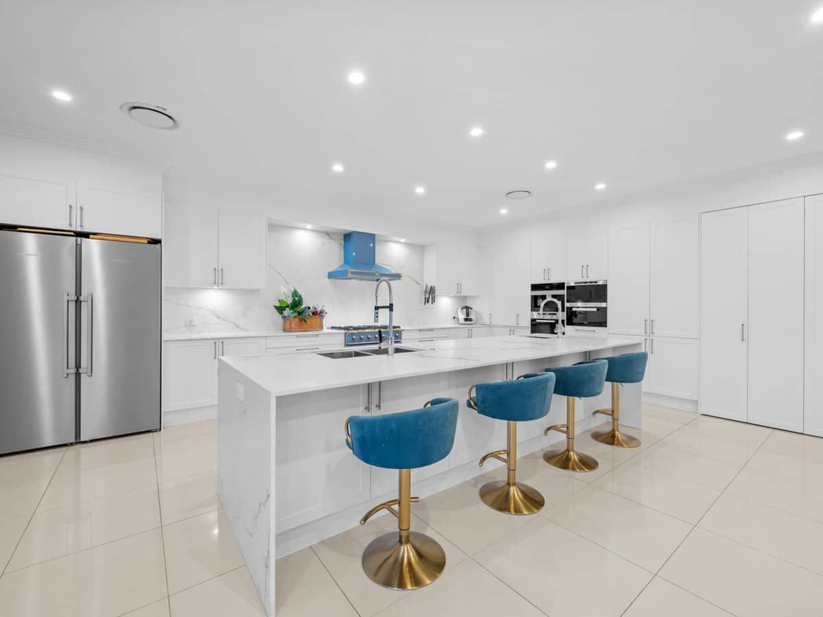 2301 Belmont Court East, HOPE ISLAND - Thumbnail 8