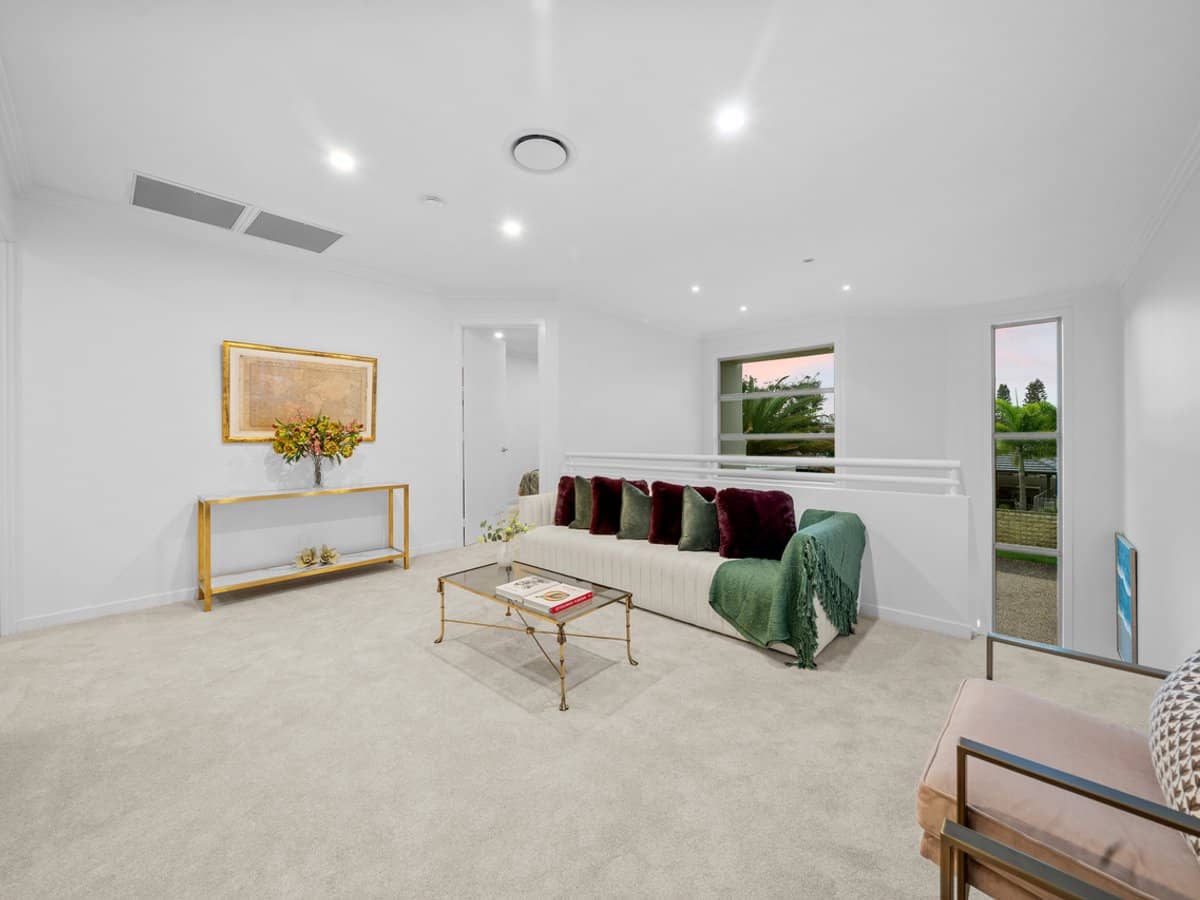 2301 Belmont Court East, HOPE ISLAND - Thumbnail 23