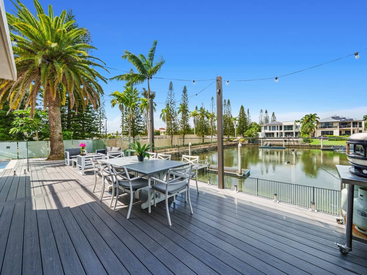 2301 Belmont Court East, HOPE ISLAND - Thumbnail 29