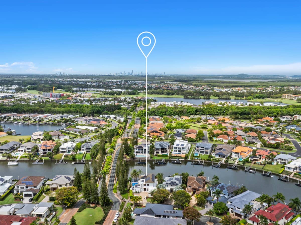 2301 Belmont Court East, HOPE ISLAND - Thumbnail 31