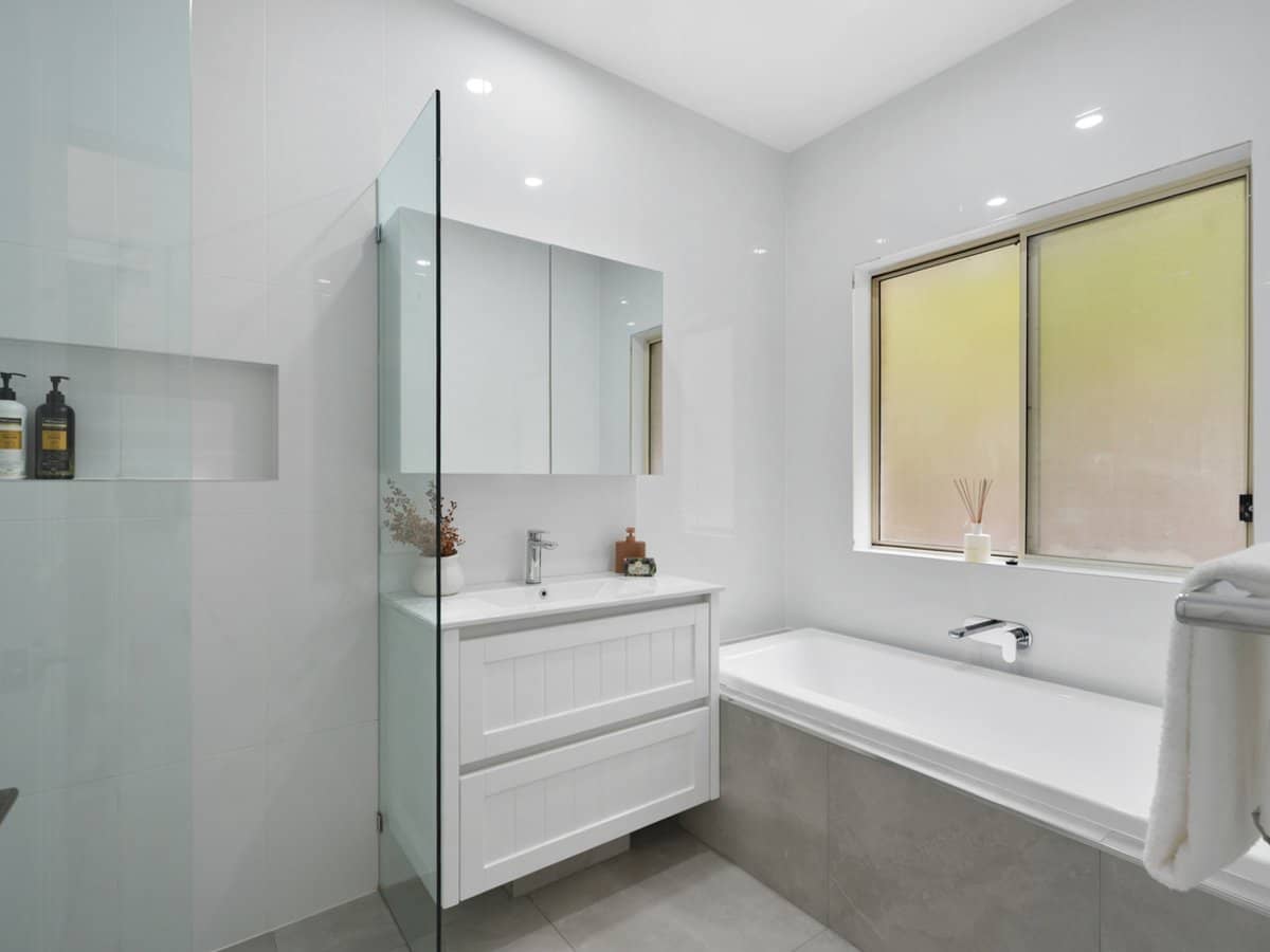 40 Waterfall Drive, WONGAWALLAN - Thumbnail 11