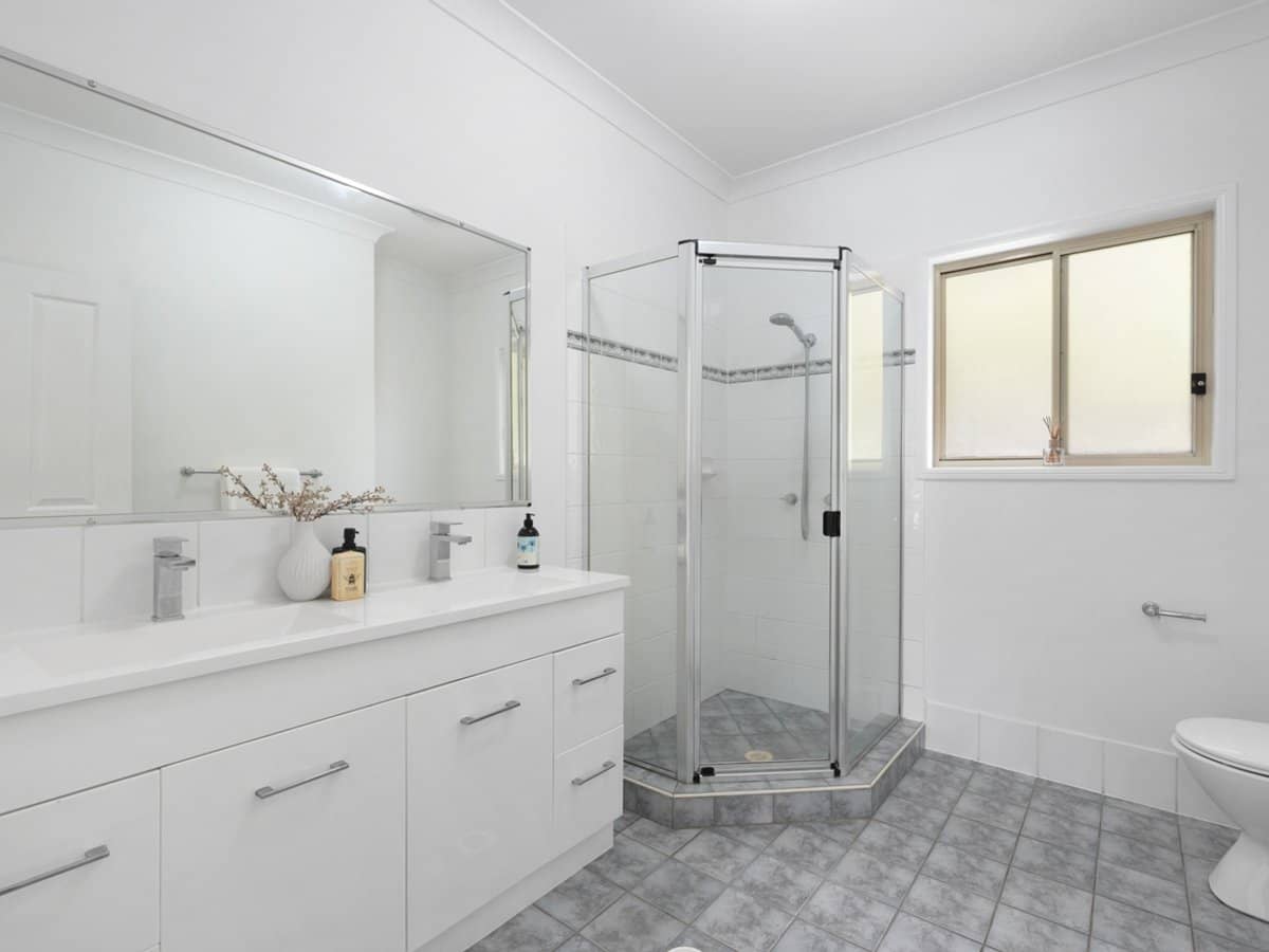 40 Waterfall Drive, WONGAWALLAN - Thumbnail 14