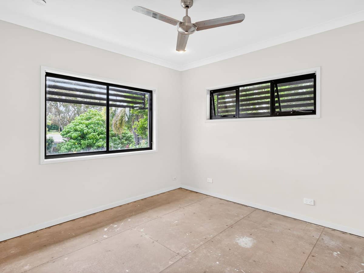 33 Harley Street, Labrador - Thumbnail 11