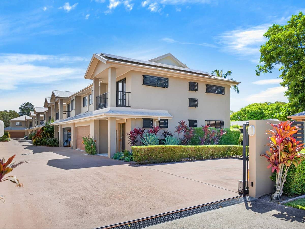 33 Harley Street, Labrador - Thumbnail 16