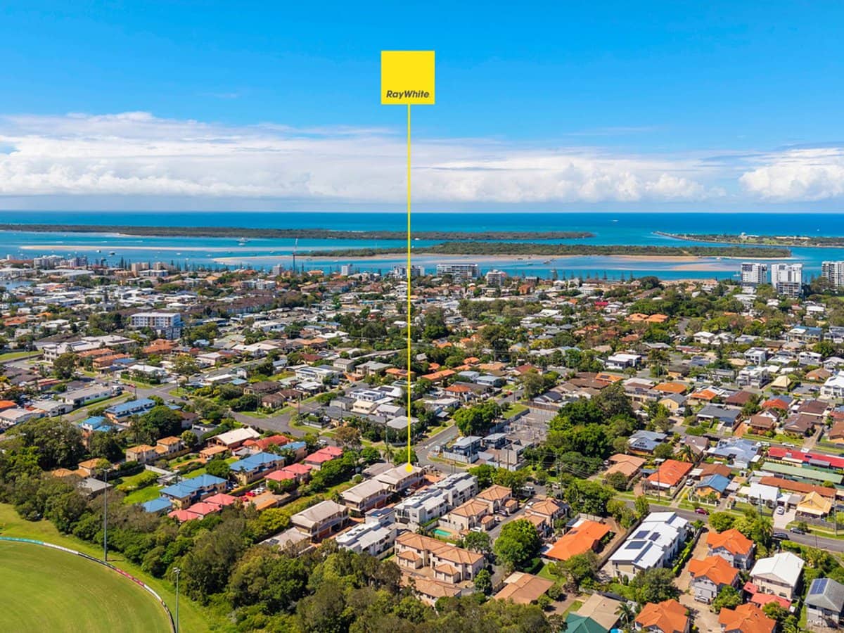 33 Harley Street, Labrador - Thumbnail 18