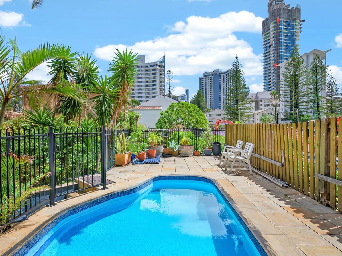 19 Fern Street, Surfers Paradise - Thumbnail 8