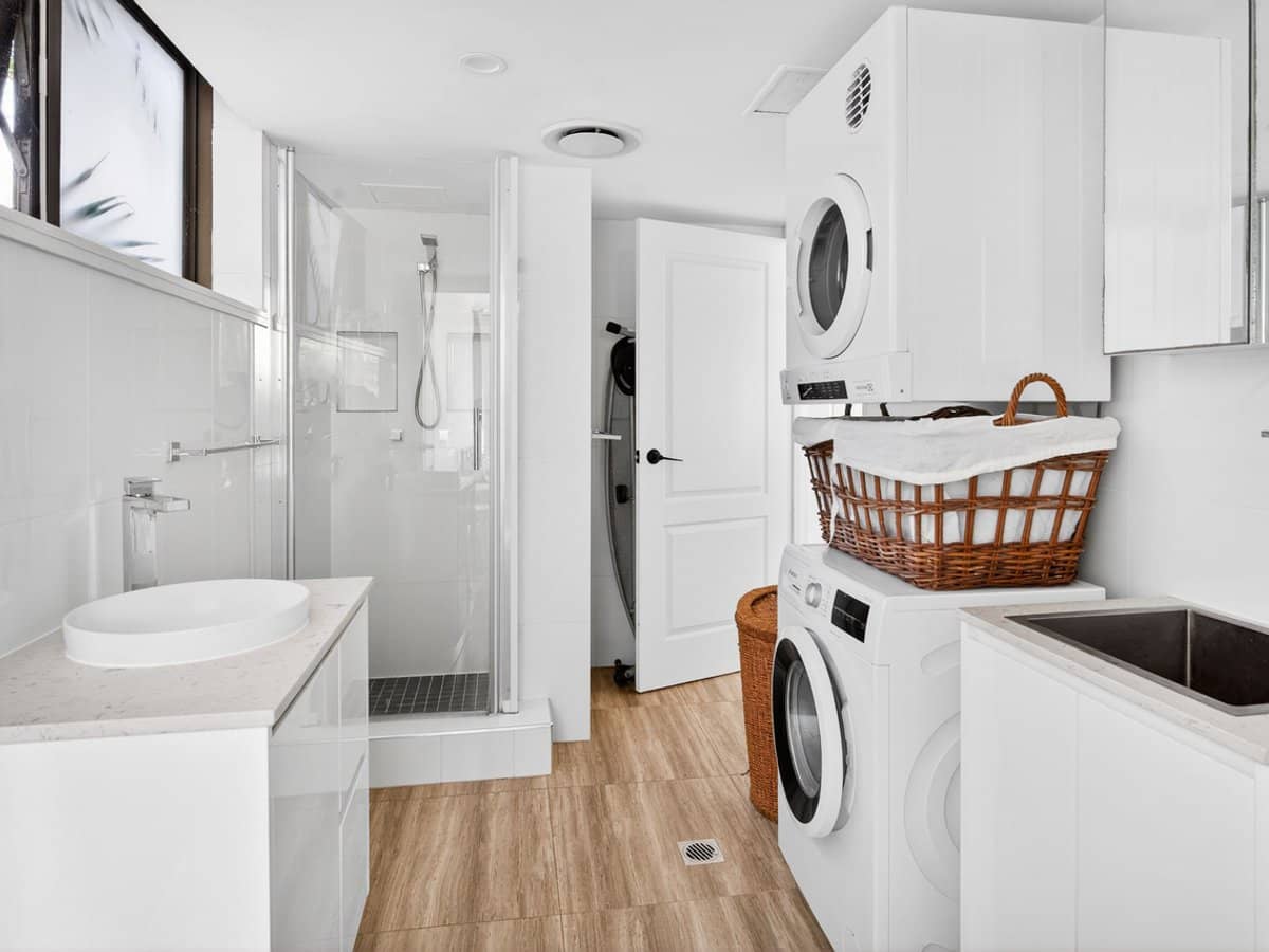 19 Fern Street, Surfers Paradise - Thumbnail 9