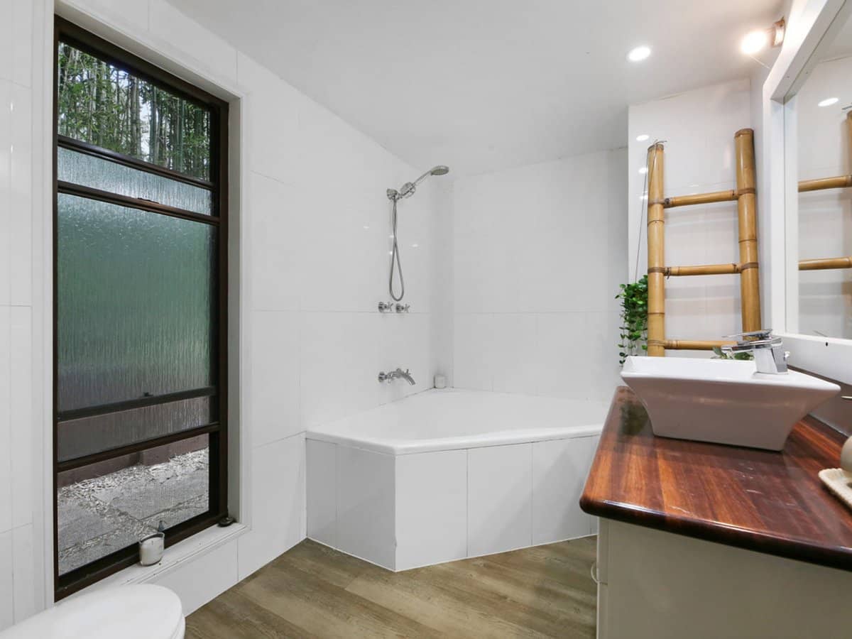 186 West Burleigh Road, Burleigh Heads - Thumbnail 15