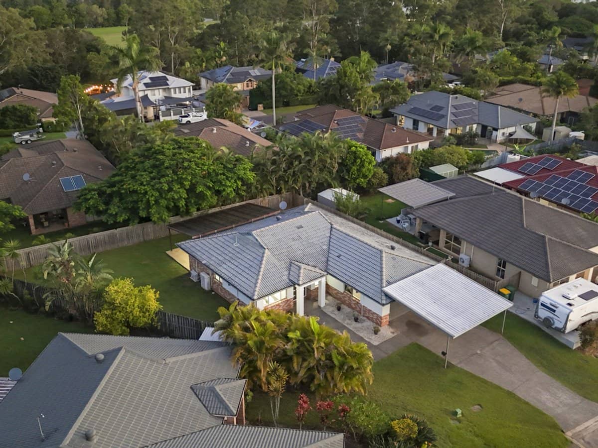 6 Meadowbank Drive, UPPER COOMERA - Thumbnail 24