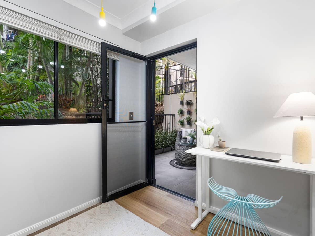 1 Great Hall Drive, MIAMI - Thumbnail 15