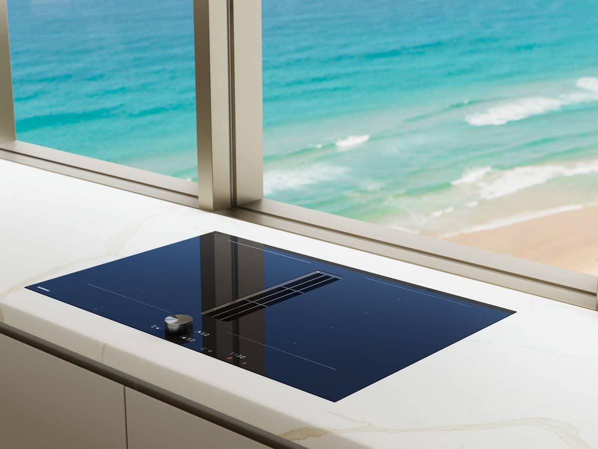 9-11 Garfield Terrace, Surfers Paradise - Thumbnail 4