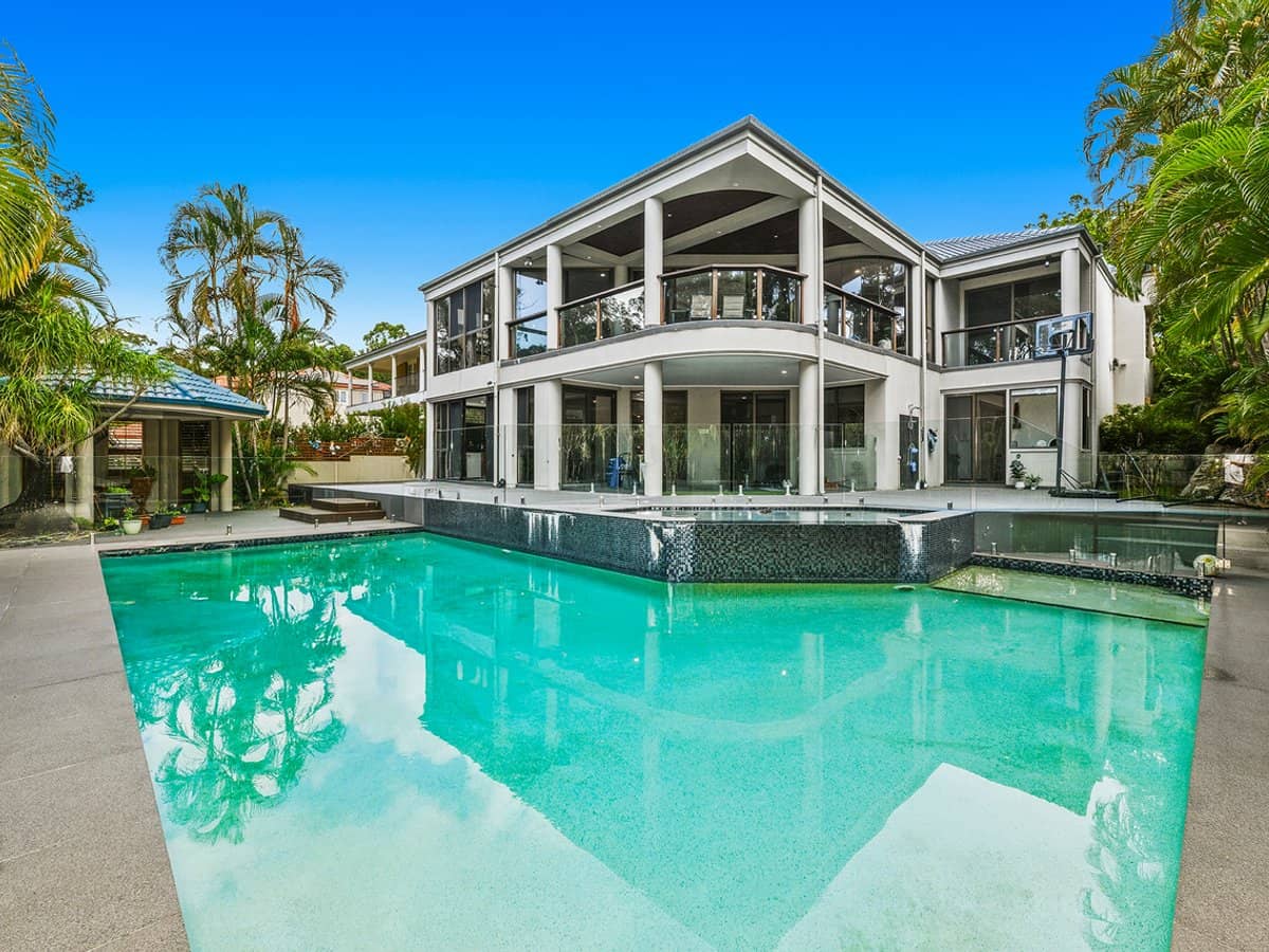 36 Canada Place, ARUNDEL - Thumbnail 1