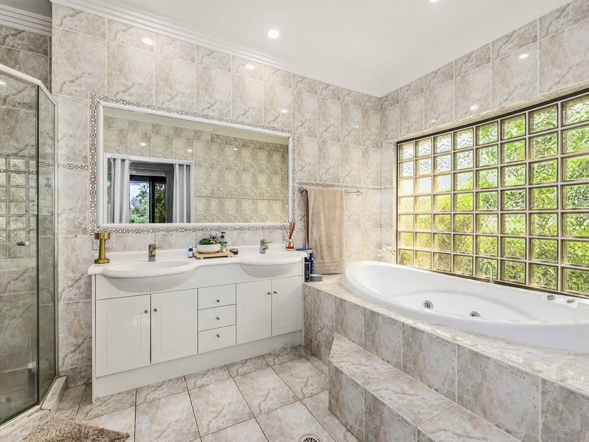 36 Canada Place, ARUNDEL - Thumbnail 15