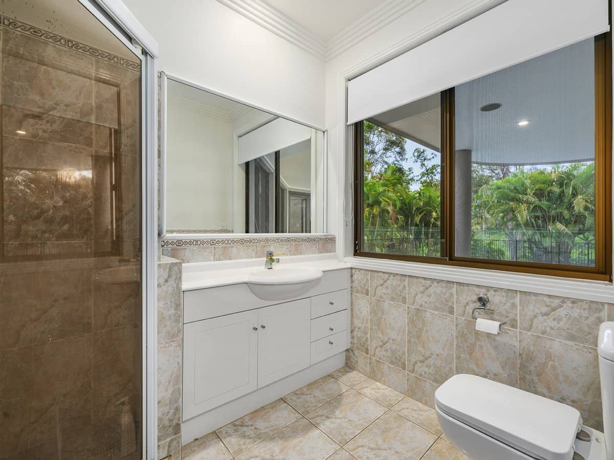 36 Canada Place, ARUNDEL - Thumbnail 22