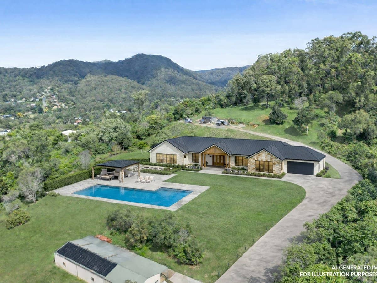 63B Davenport Drive, BONOGIN - Thumbnail 2