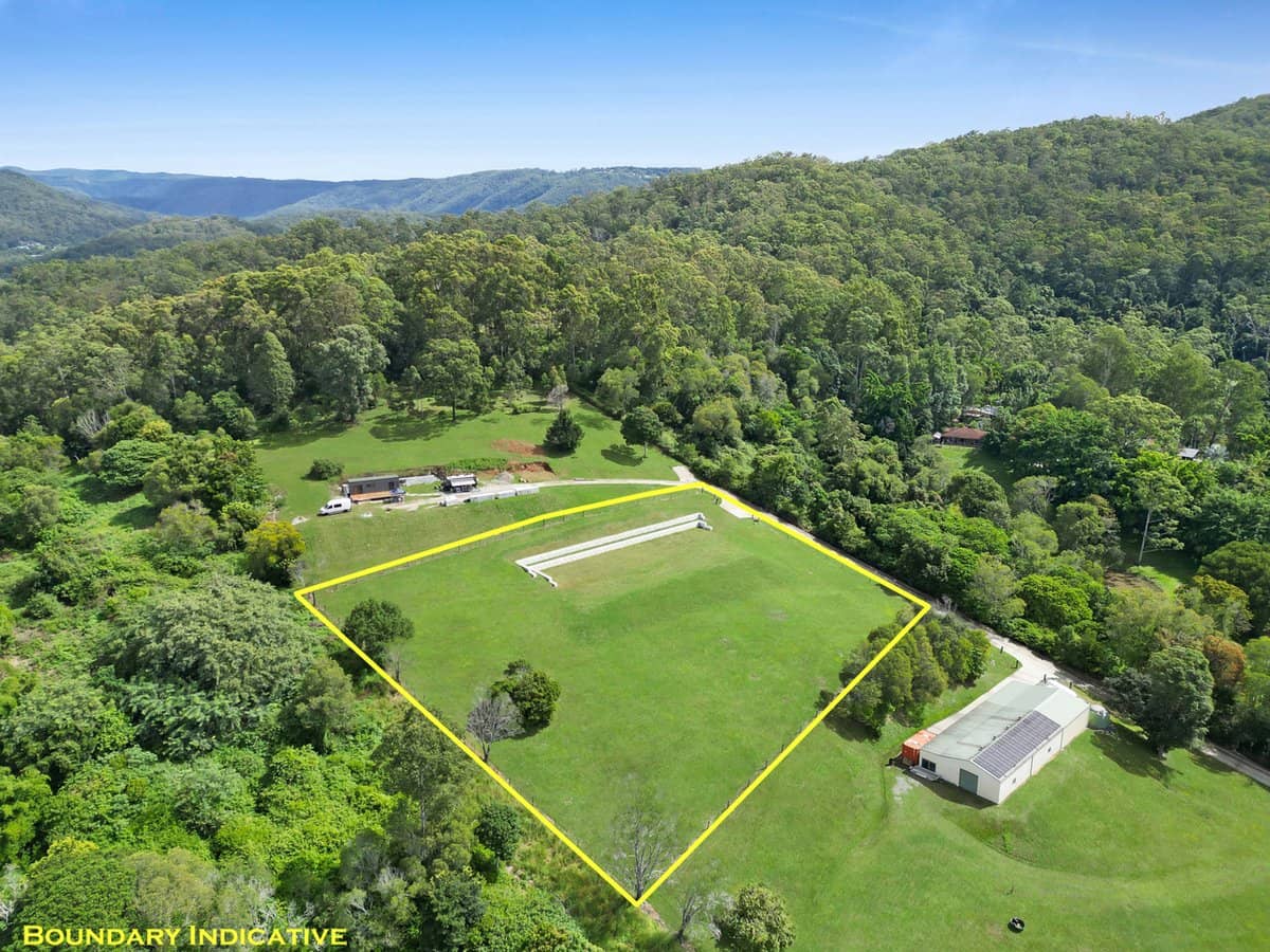 63B Davenport Drive, BONOGIN - Thumbnail 15