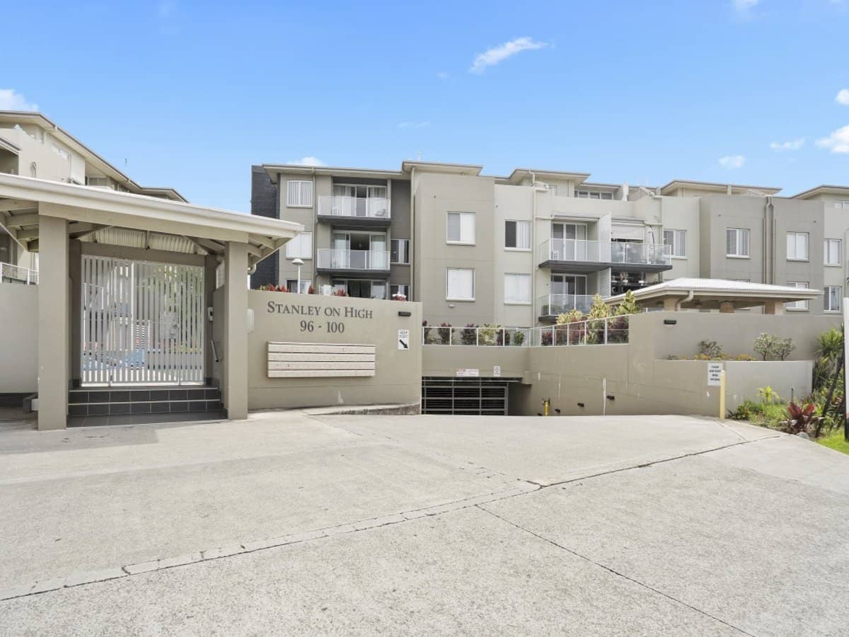 96-106 High Street, SOUTHPORT - Thumbnail 17