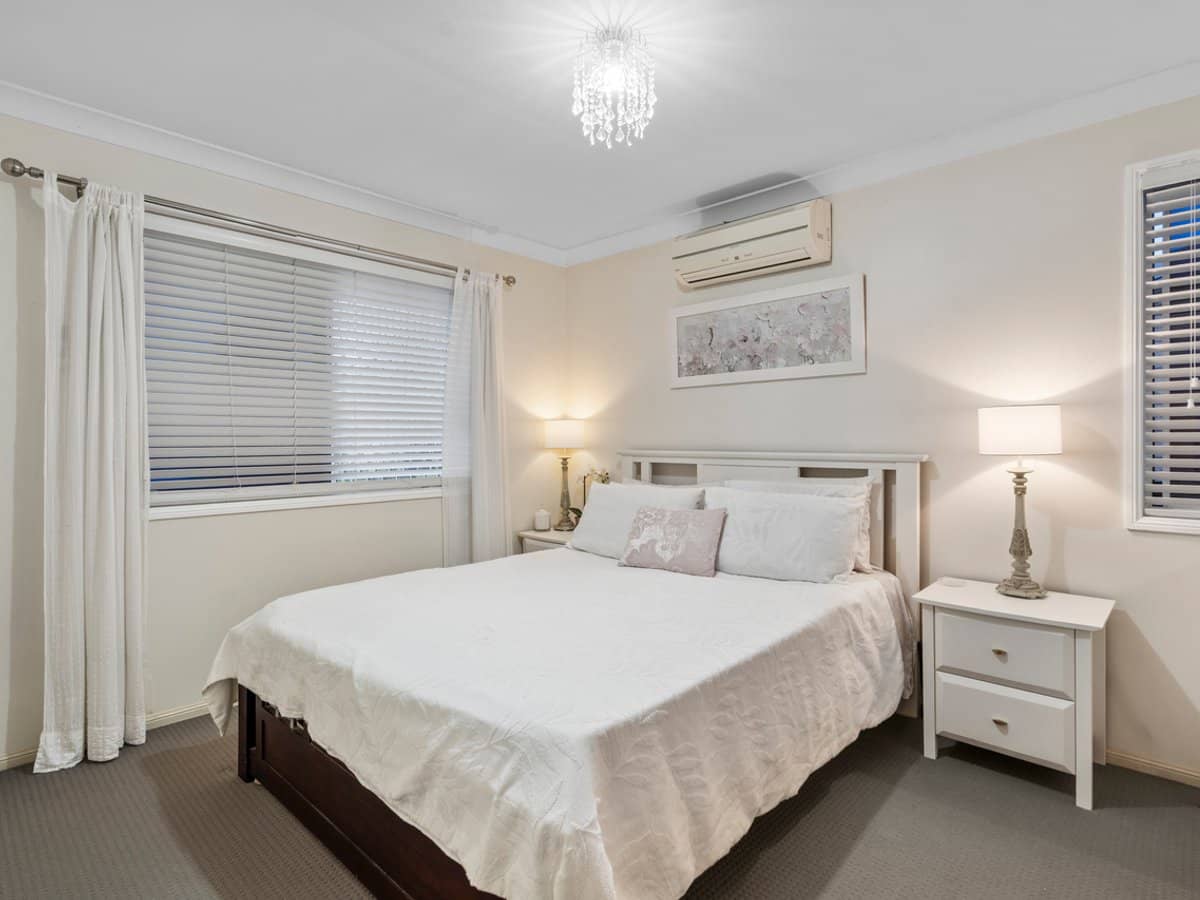 84-86 Castile Crescent, EDENS LANDING - Thumbnail 11