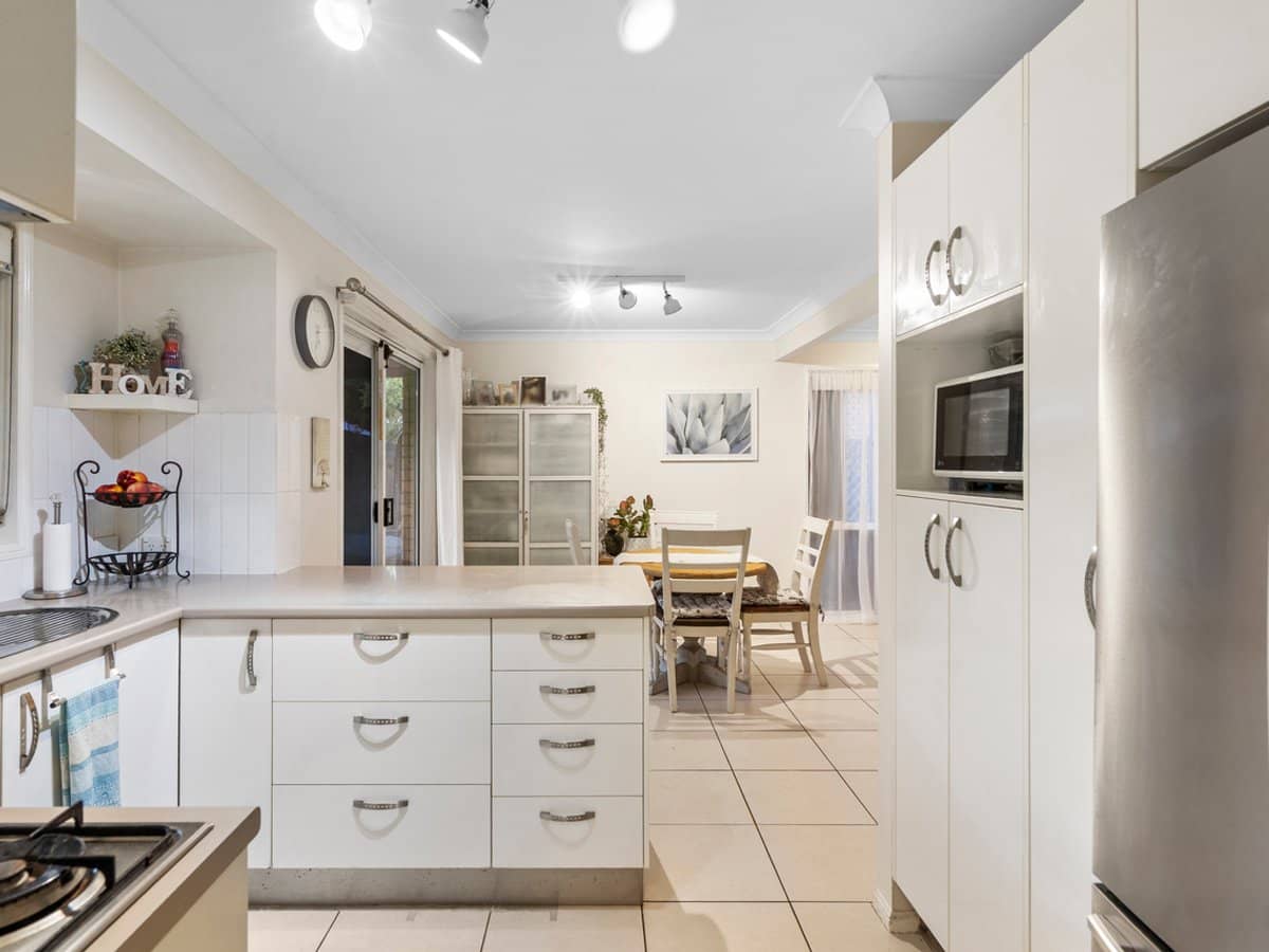 84-86 Castile Crescent, EDENS LANDING - Thumbnail 14