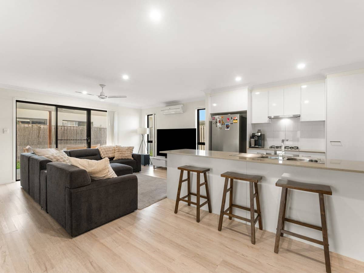 69 The Heights Boulevard, PIMPAMA - Thumbnail 7