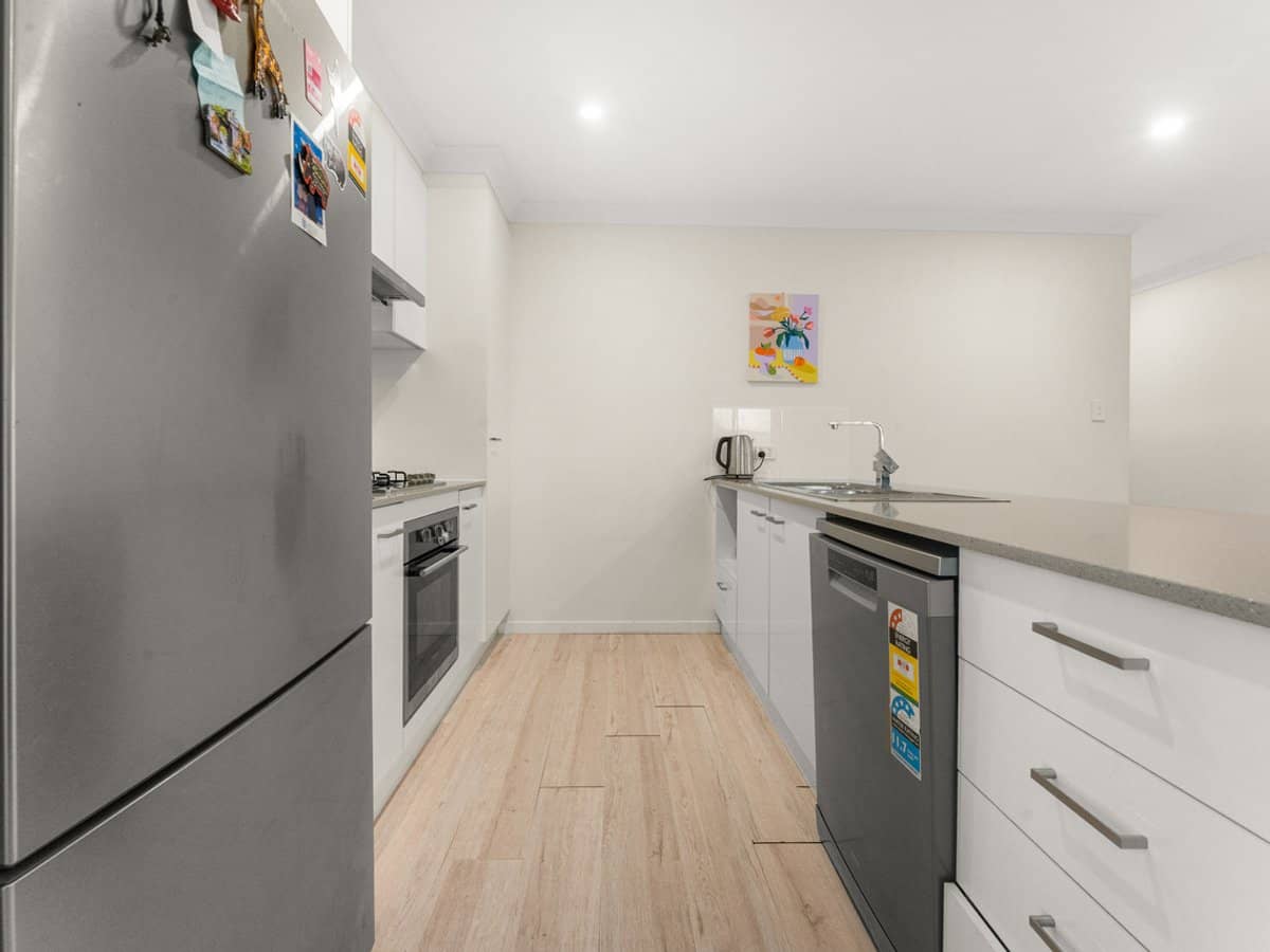 69 The Heights Boulevard, PIMPAMA - Thumbnail 9