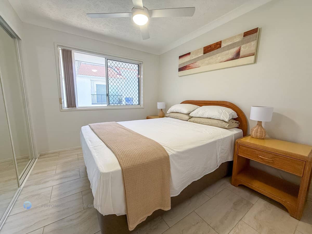 39-41 Sunbrite Avenue, MERMAID BEACH - Thumbnail 13