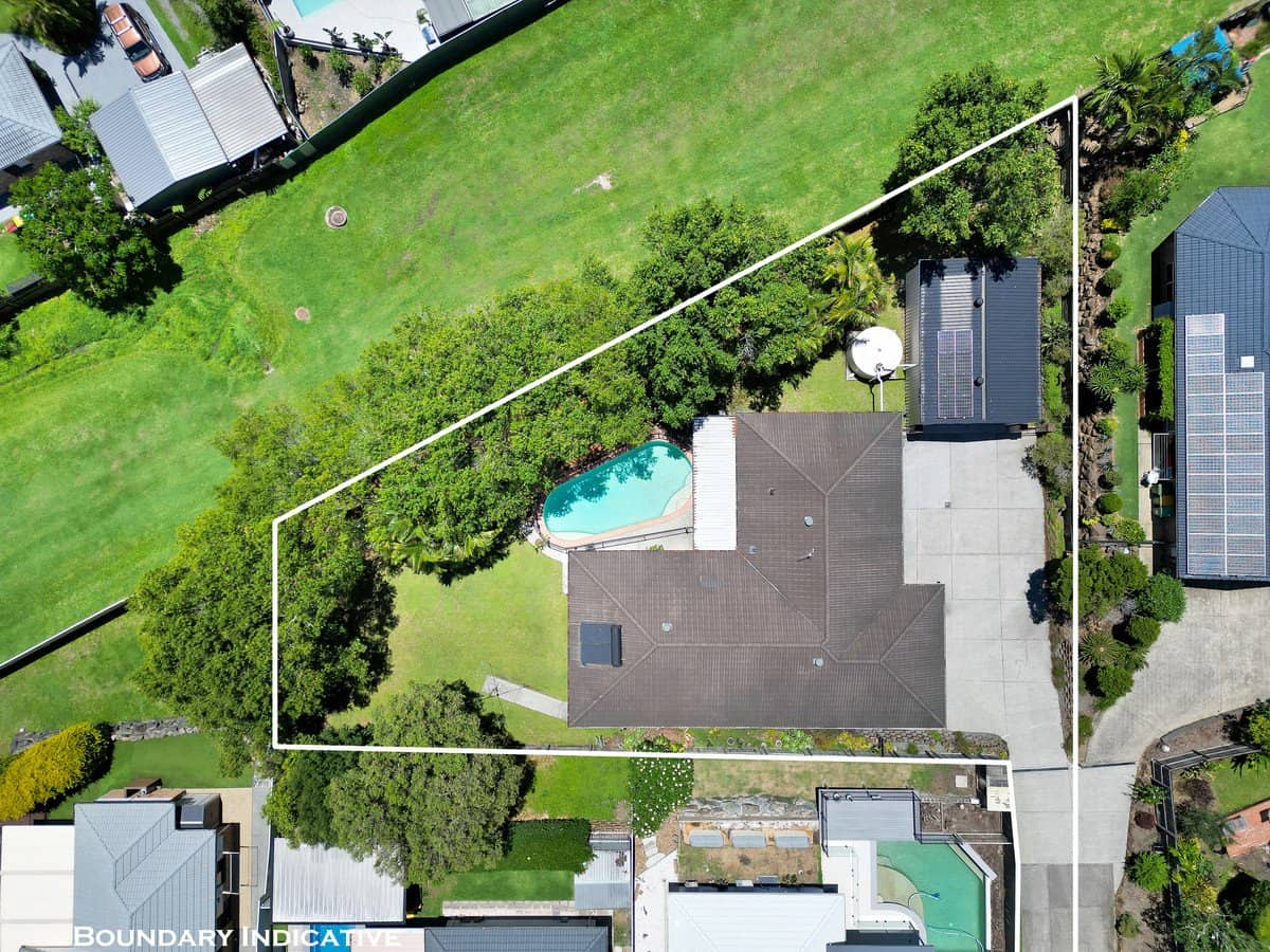 13 Orchna Street, BURLEIGH HEADS - Thumbnail 9