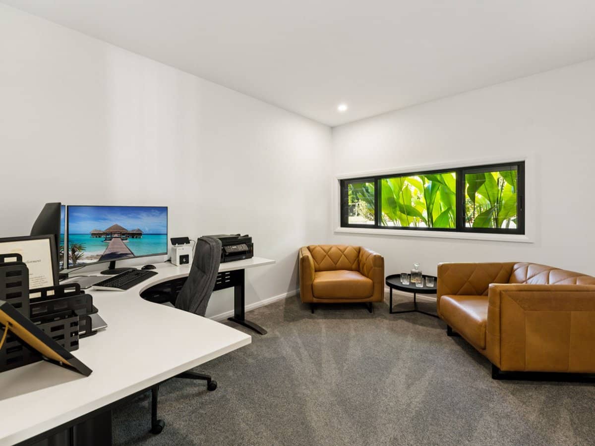 14 Princess Place, Tallai - Thumbnail 30