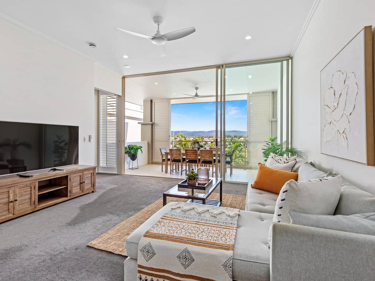 1750/1 Rialto Quay Drive, Hope Island - Thumbnail 1