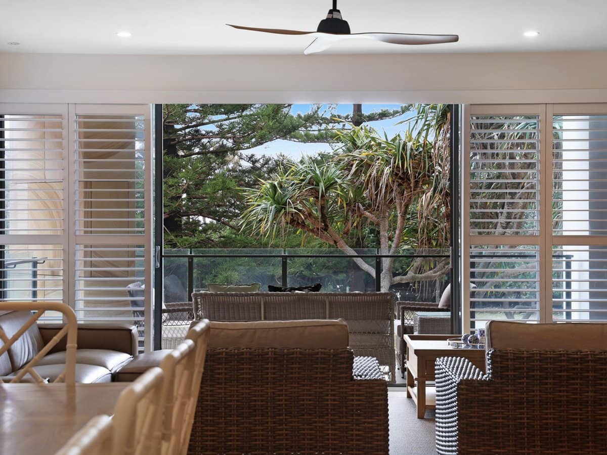 64 The Esplanade, Burleigh Heads - Thumbnail 21