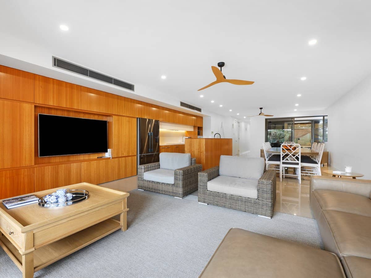 64 The Esplanade, Burleigh Heads - Thumbnail 7