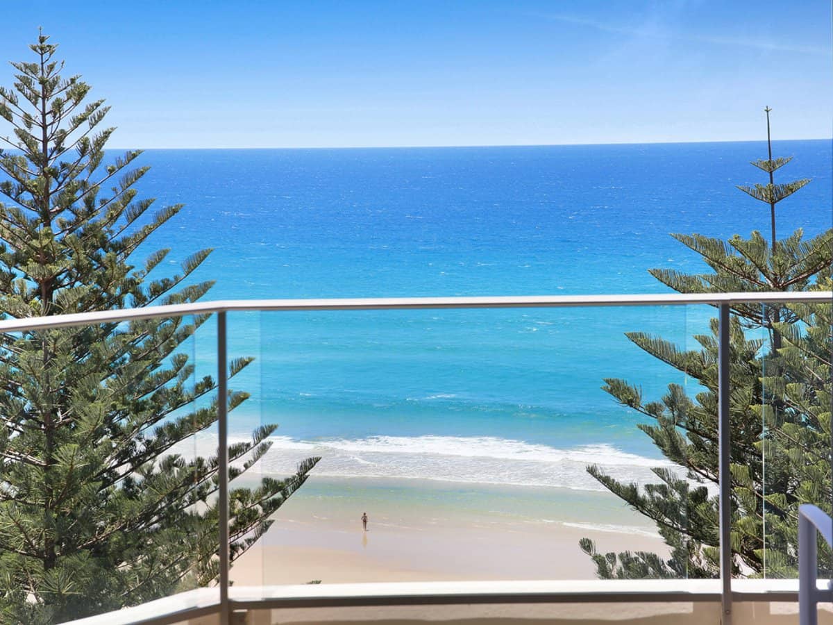 202 The Esplanade, Burleigh Heads - Thumbnail 6