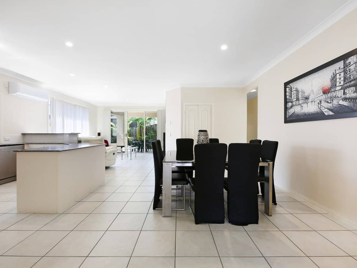 6 Palma Crescent, VARSITY LAKES - Thumbnail 6