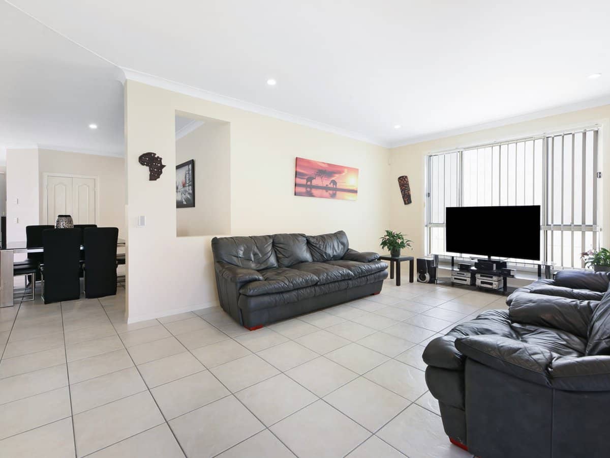 6 Palma Crescent, VARSITY LAKES - Thumbnail 9