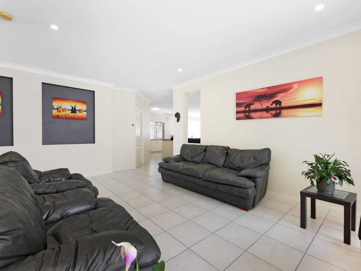 6 Palma Crescent, VARSITY LAKES - Thumbnail 10