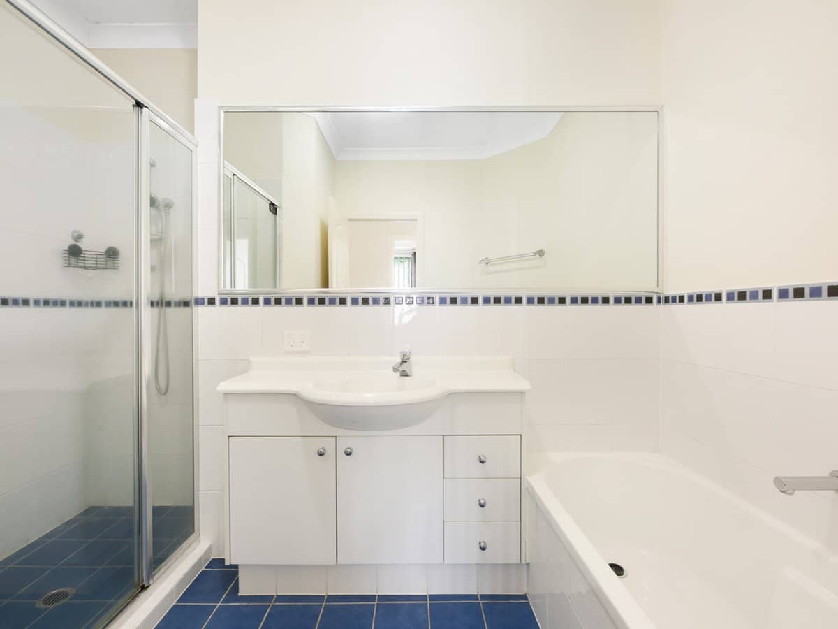 6 Palma Crescent, VARSITY LAKES - Thumbnail 17