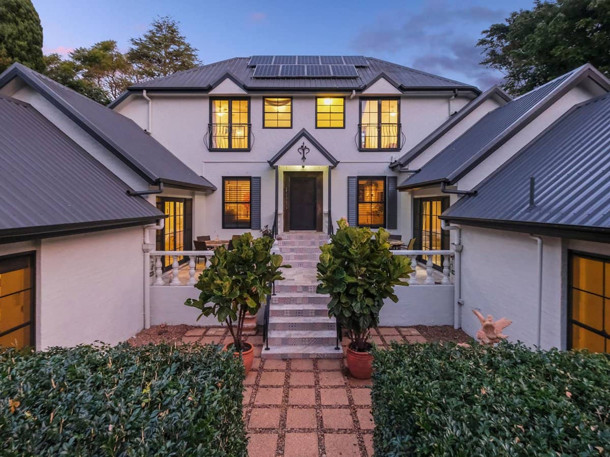 5-7 Platt Place, Tamborine Mountain - Thumbnail 2