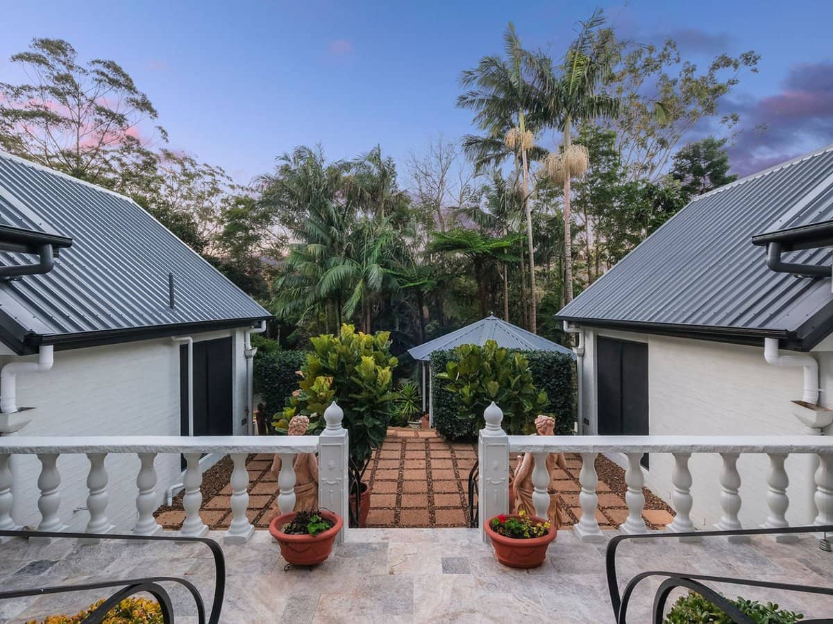 5-7 Platt Place, Tamborine Mountain - Thumbnail 1