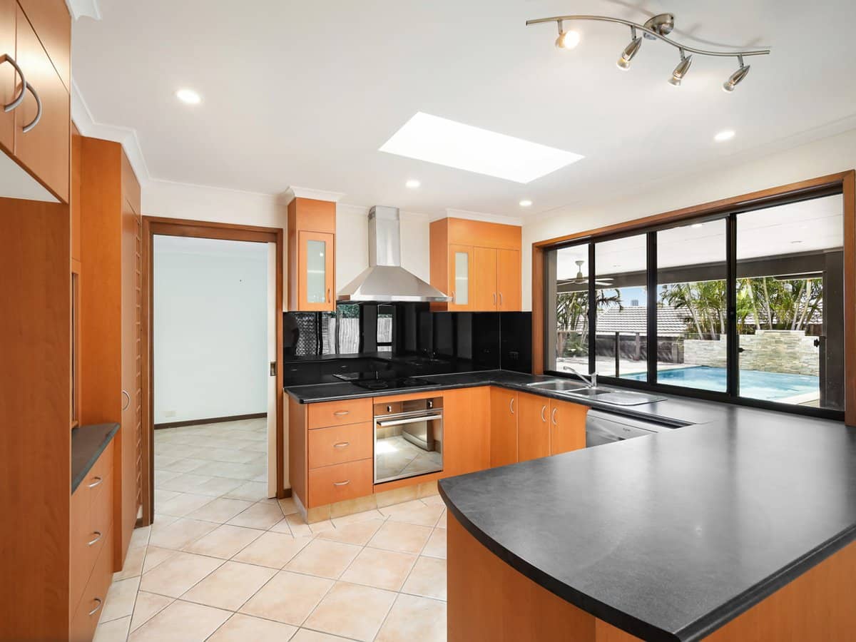 6 Koonan Court, ASHMORE - Thumbnail 6