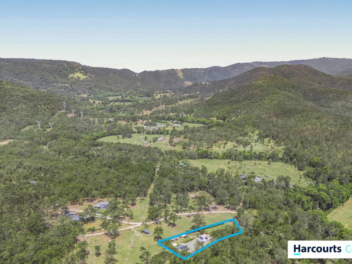 19 Cedar Creek Road, CEDAR CREEK - Thumbnail 2