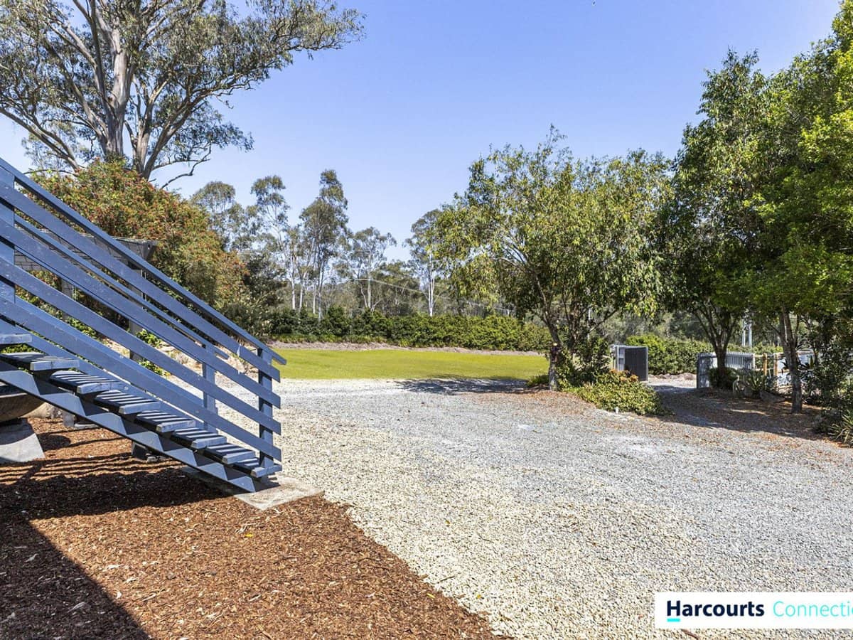 19 Cedar Creek Road, CEDAR CREEK - Thumbnail 17