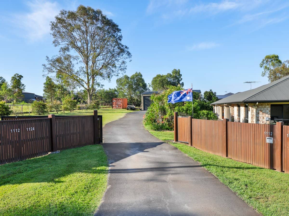 1112-1124 Stockleigh Road, LOGAN VILLAGE - Thumbnail 3