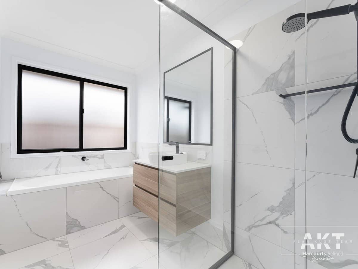 4 Petermann Circuit, YARRABILBA - Thumbnail 13