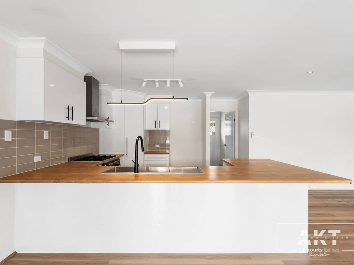 1 Peak Lane, YARRABILBA - Thumbnail 6