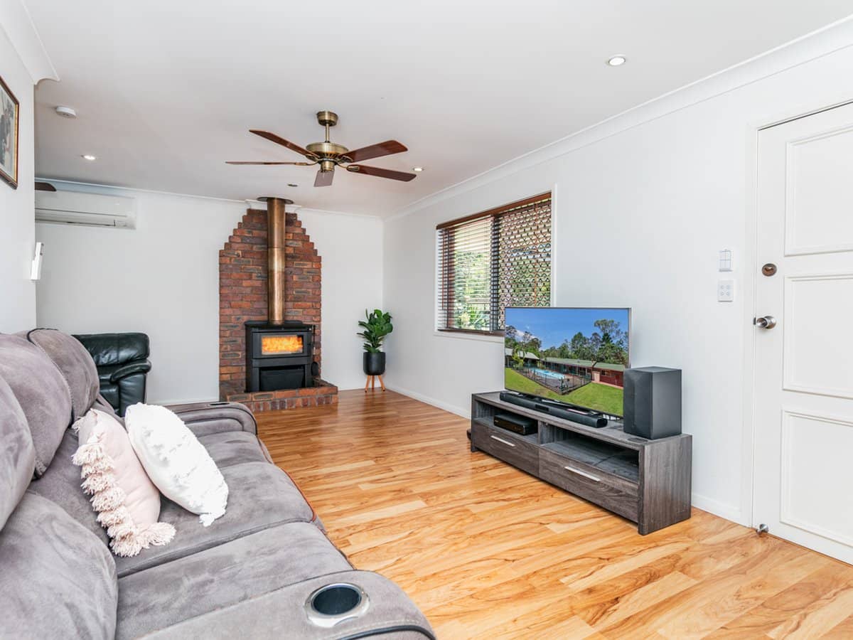 94 Maranoa Drive, LOGAN VILLAGE - Thumbnail 9