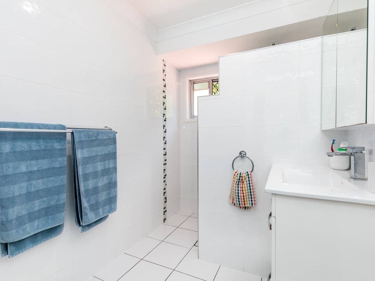 94 Maranoa Drive, LOGAN VILLAGE - Thumbnail 16