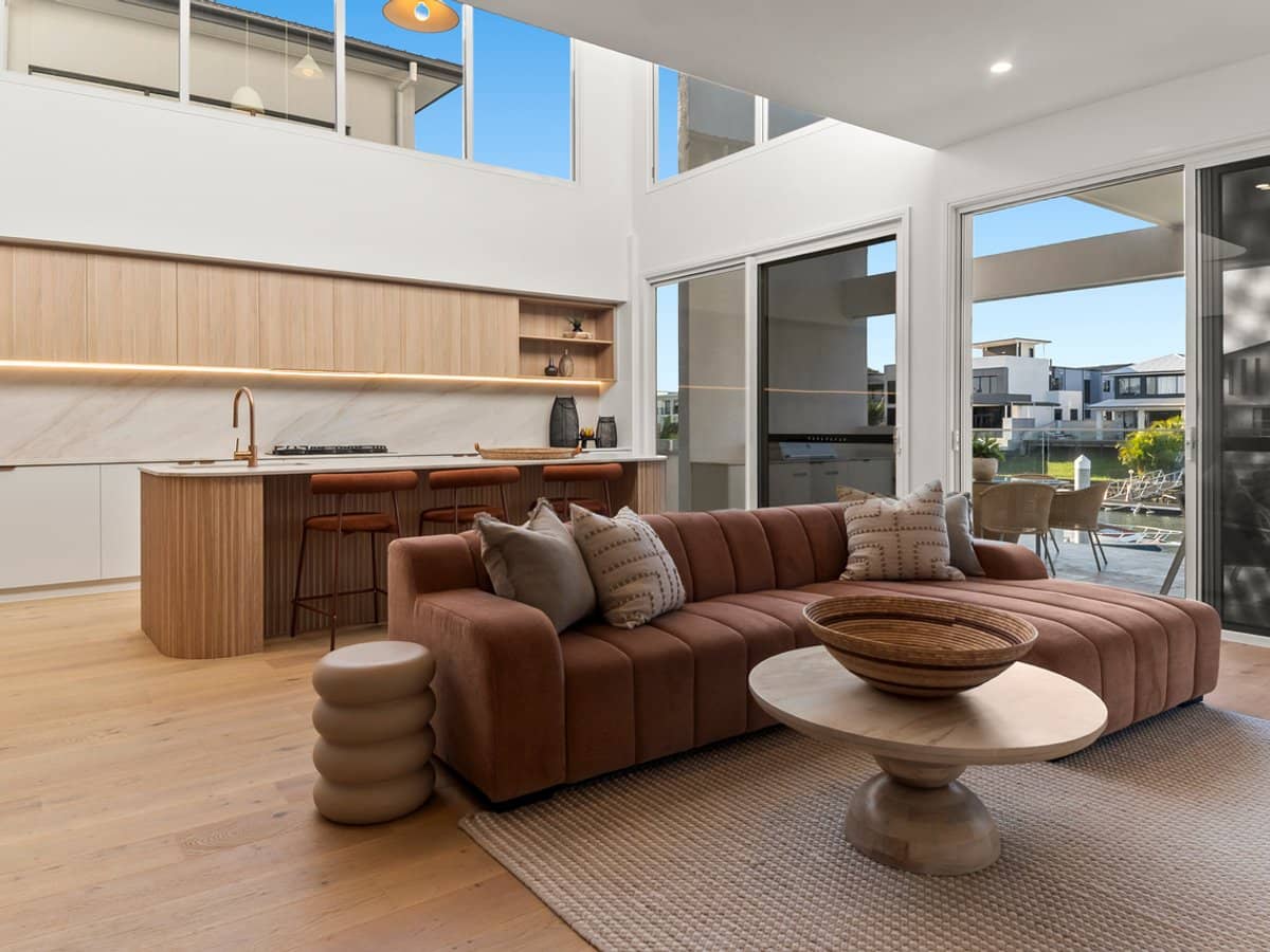 16 Harbourvue Court, HELENSVALE - Thumbnail 15